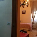 게스트하우스 A Casa Doina Airport 3*